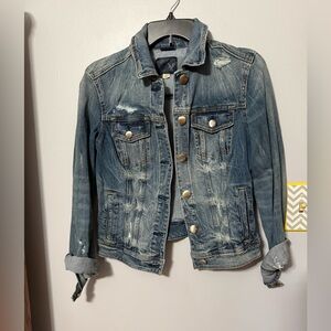 American Eagle Outfitters light blue denim jacket